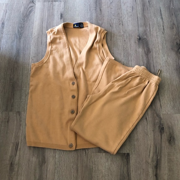 Liz Claiborne Pants - Liz Sport 2 Piece